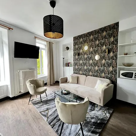 Du Parc Fenestre Apartment *